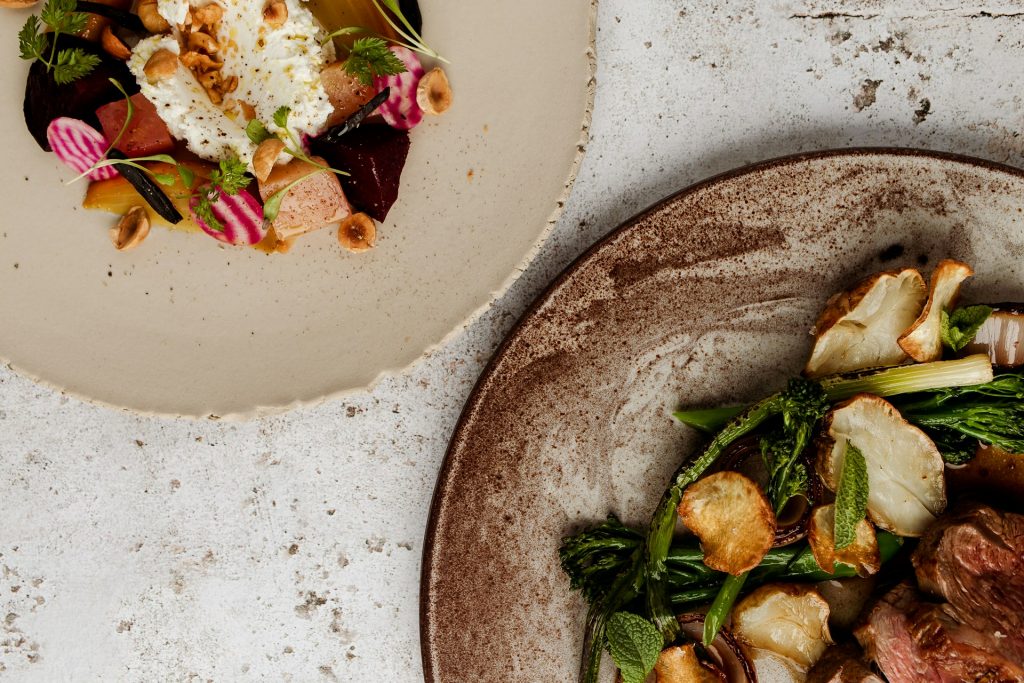 5 Things Marbella Restaurants Need on Their Website to Double Bookings